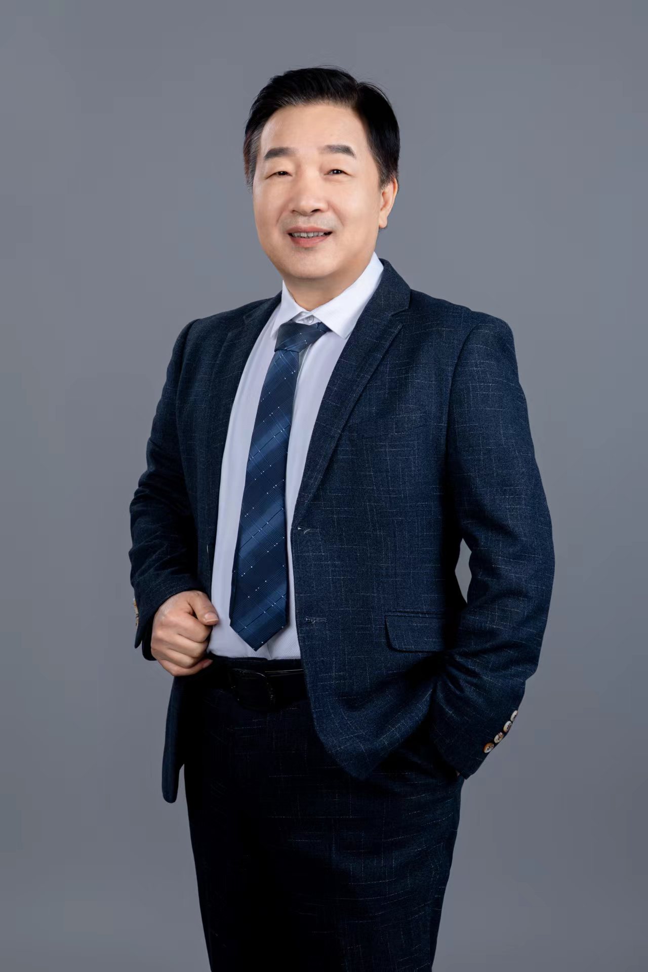 HOU Hongming
