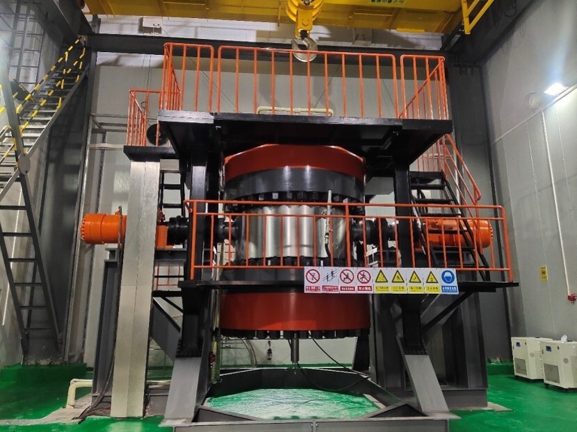 Large-scale, Full-size Natural Gas Hydrate Extraction Well 3D Comprehensive Experimental Test and Production System